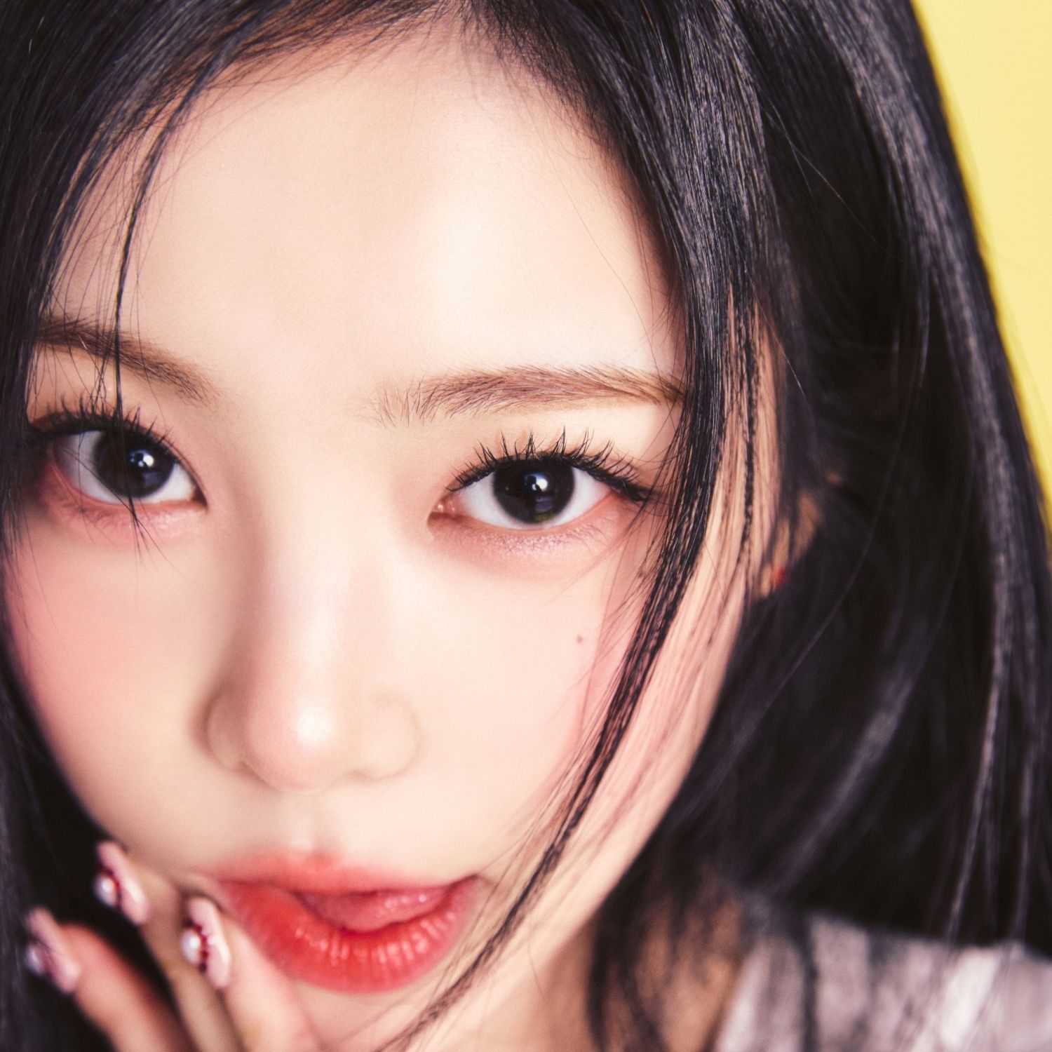 Behind-the-scenes cut of Ian (Hearts2Hearts)