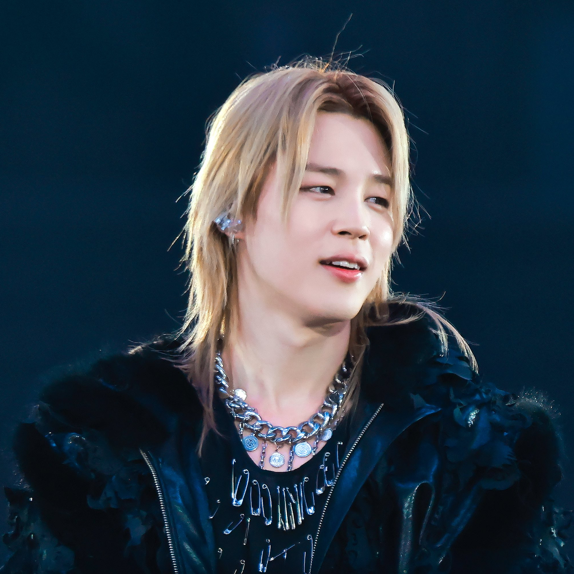 智旻 (防弹少年团)的最新活动照片