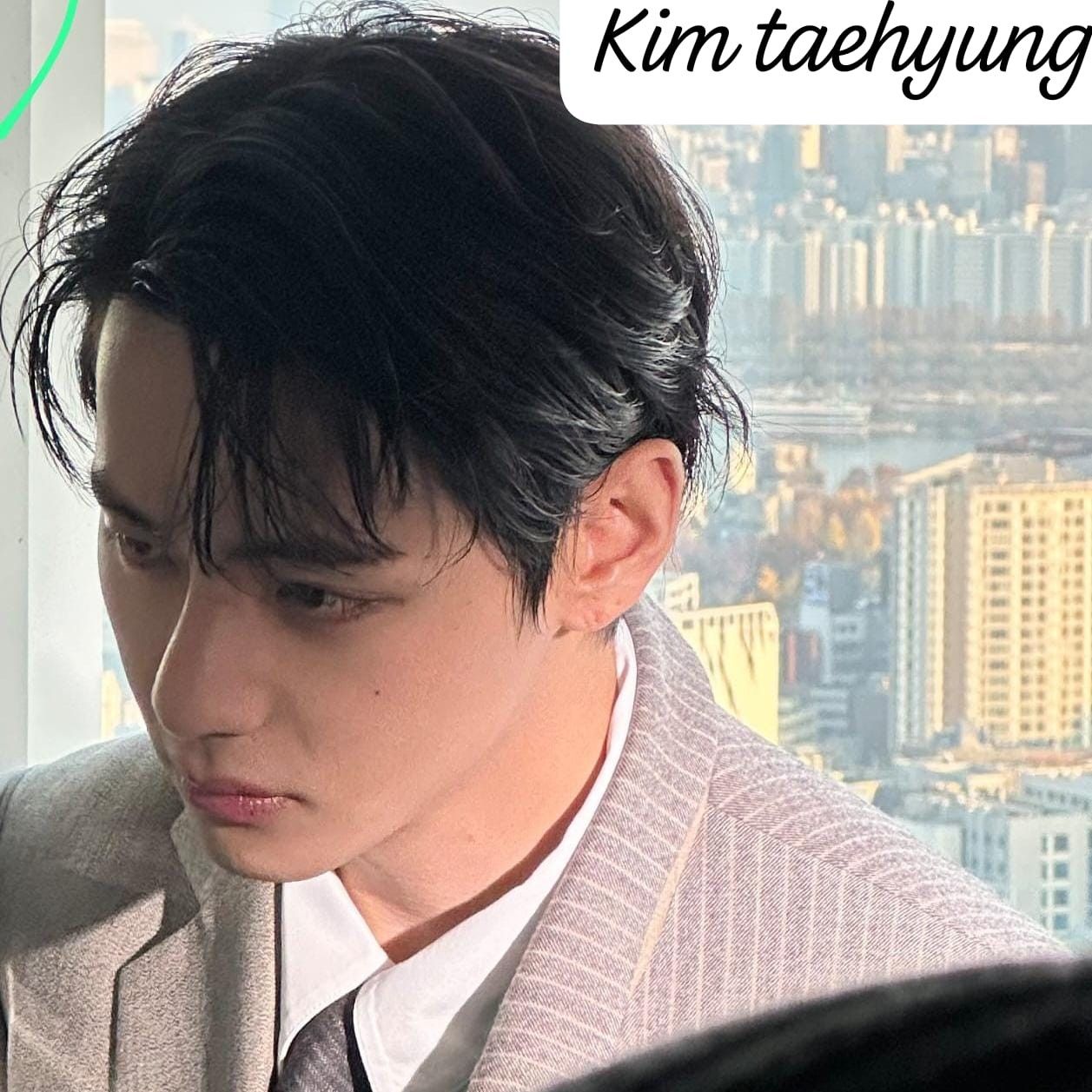 Latest photo of V (BTS)