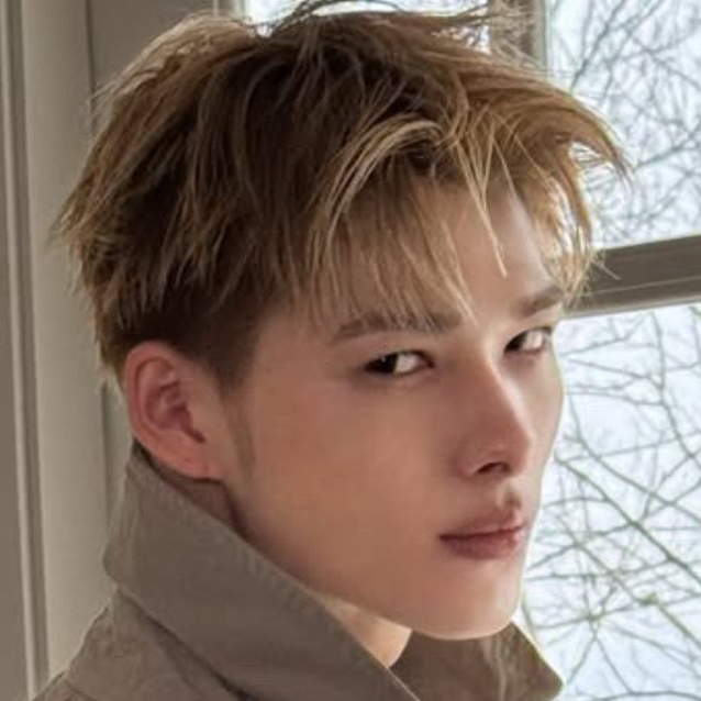 ニキ (ENHYPEN)の舞台裏ショット