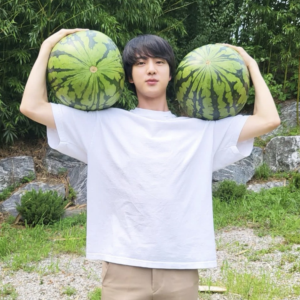 Foto terbaru Jin (BTS)