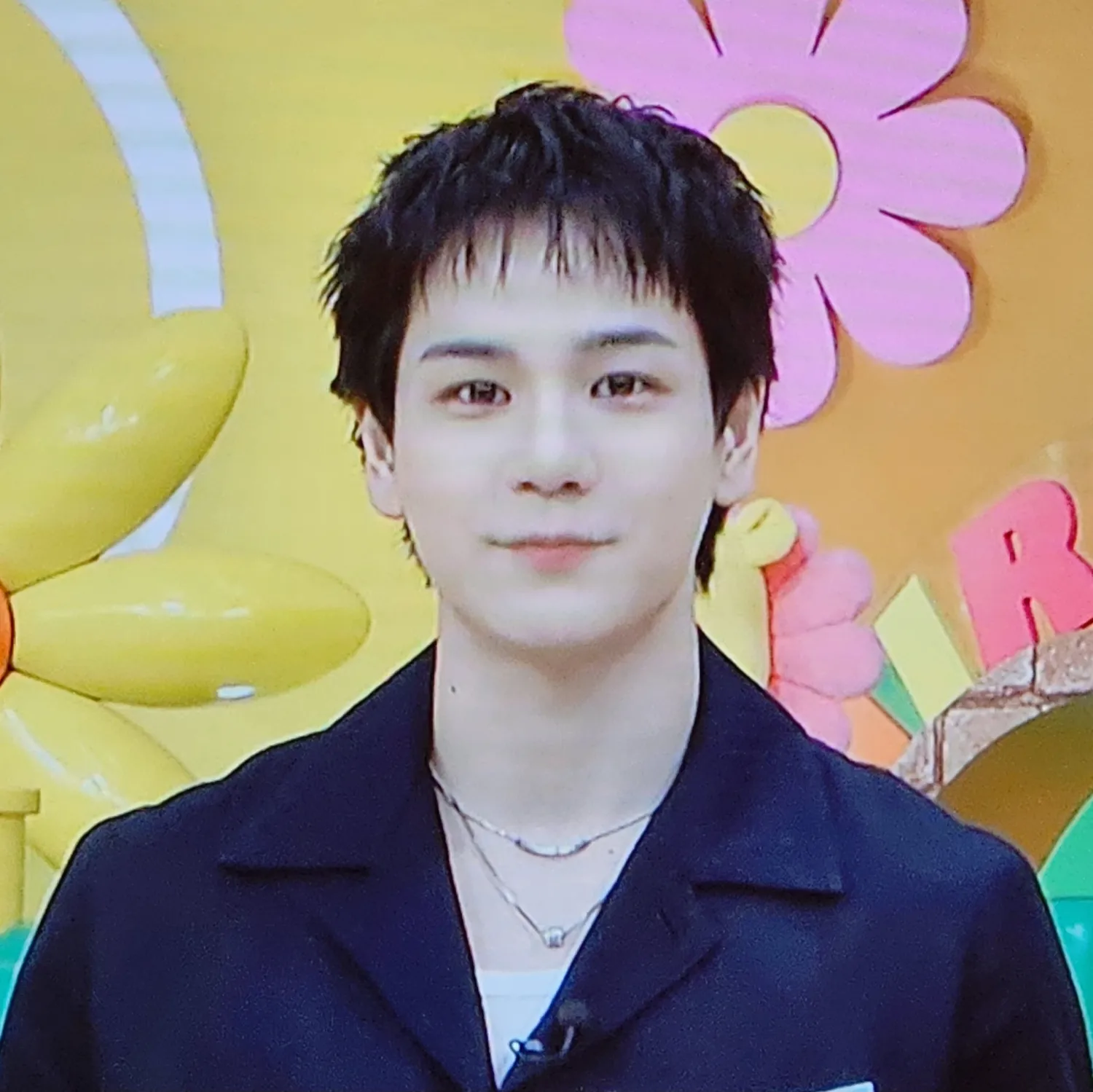 A moment captured by Mamehara Issei (JO1)'s fan