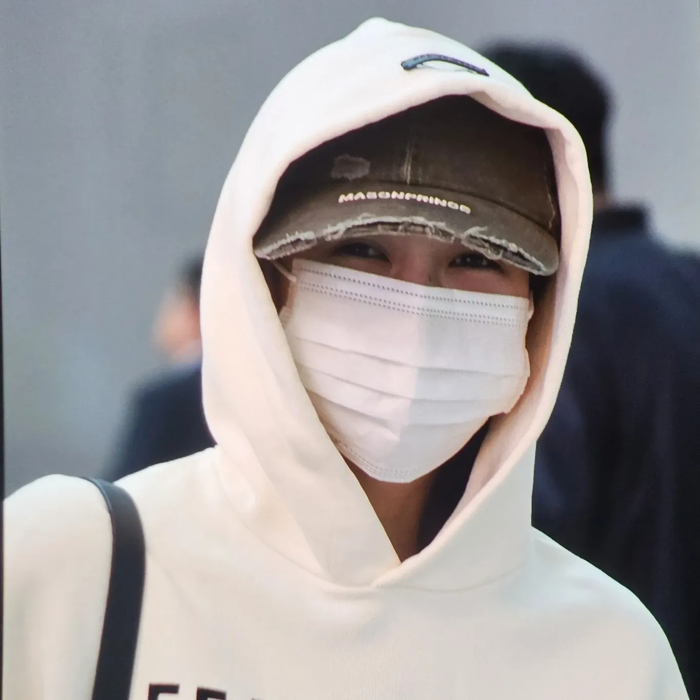 Momen yang diabadikan oleh penggemar Mina (TWICE)