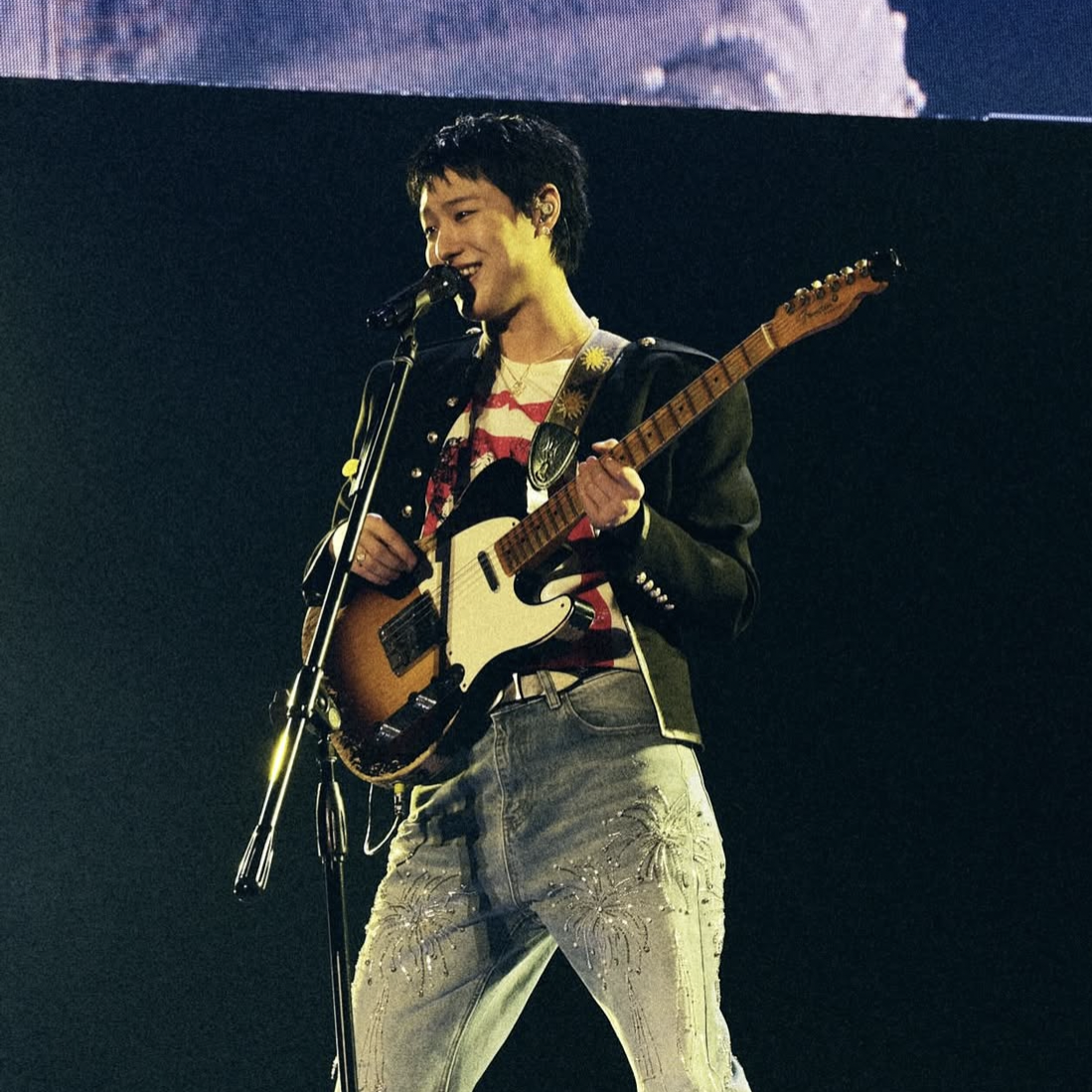 A moment captured by WOODZ's fan