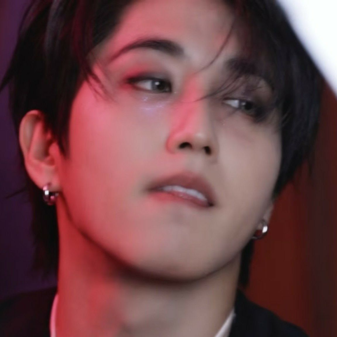 Behind-the-scenes cut of Stray Kids