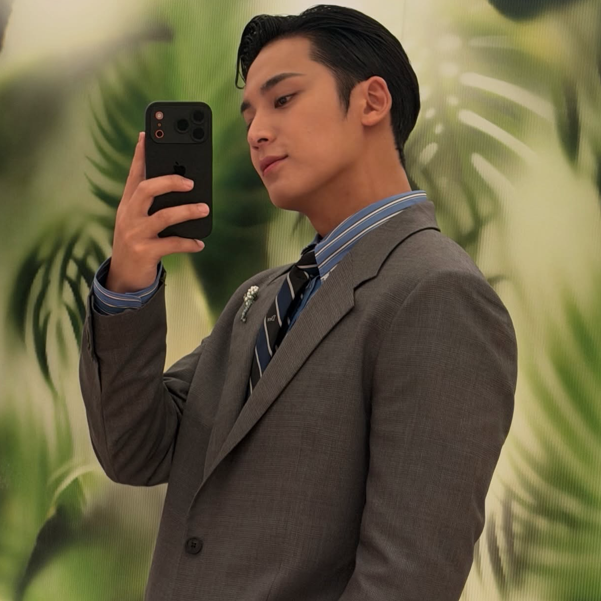 A moment captured by Mingyu (SEVENTEEN)'s fan