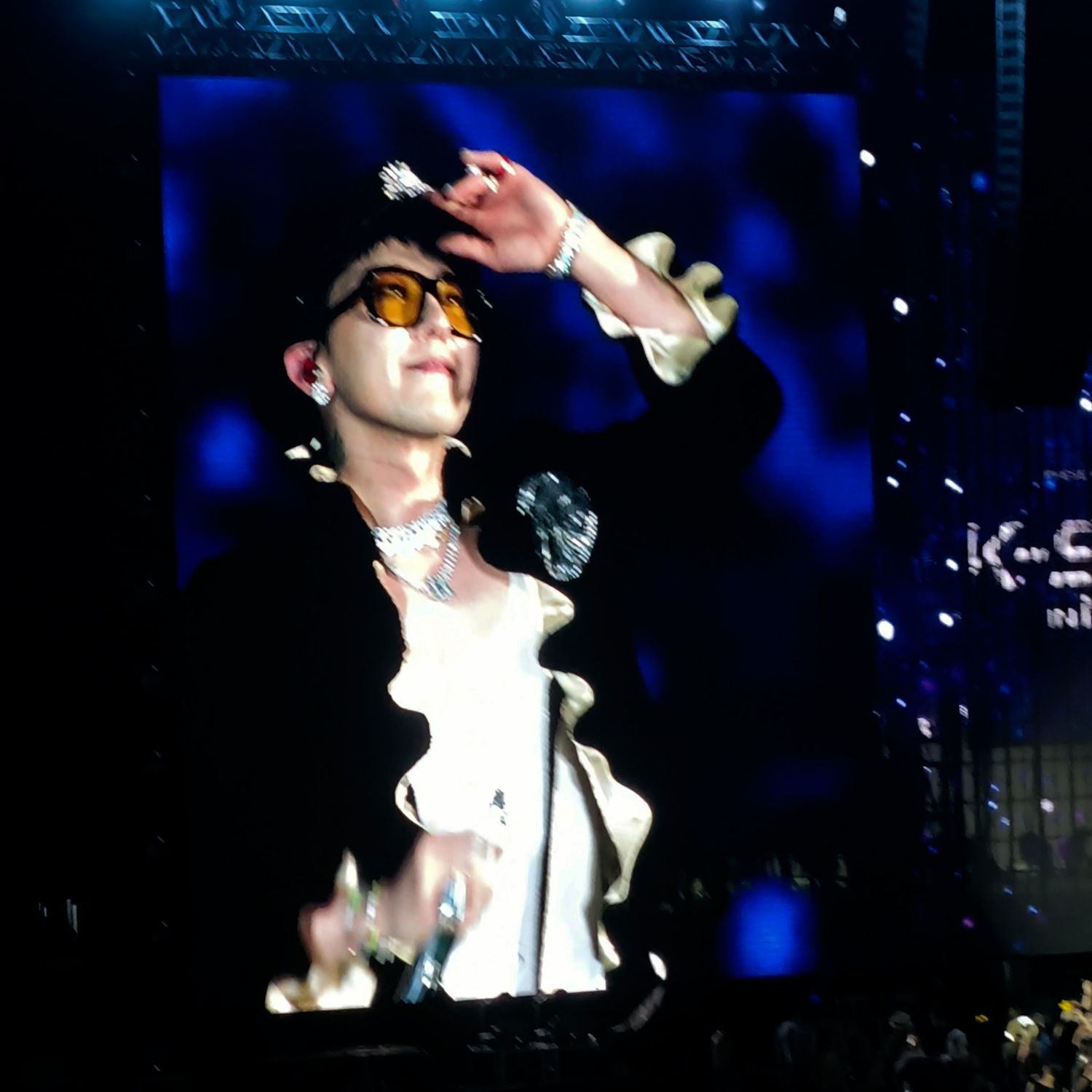 G-DRAGON (빅뱅)의 비하인드 컷