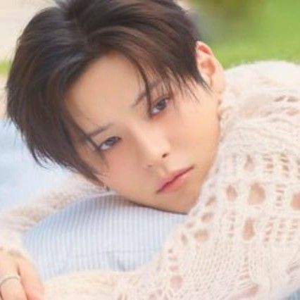 Recent activity shot of Yoshi (TREASURE)