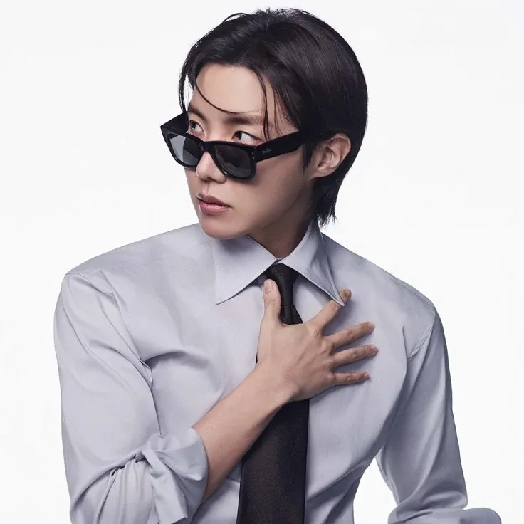 Latest photo of j-hope (BTS)