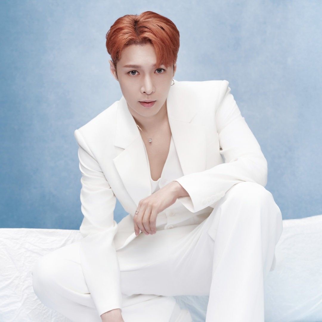 A moment captured by Lay (EXO)'s fan