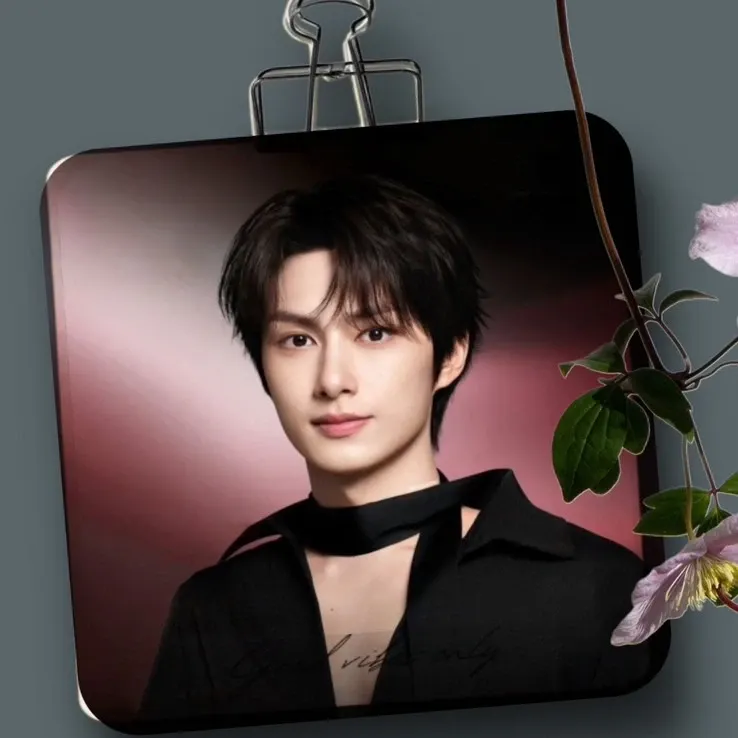 Latest photo of Jun (SEVENTEEN)