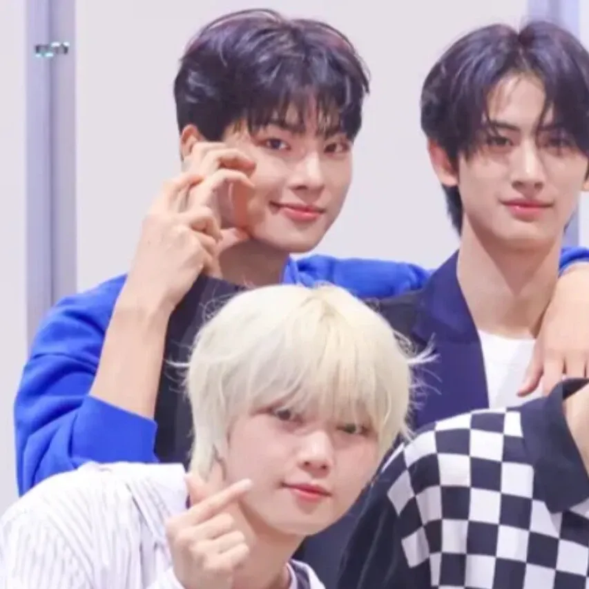 Behind-the-scenes cut of YOUNITE