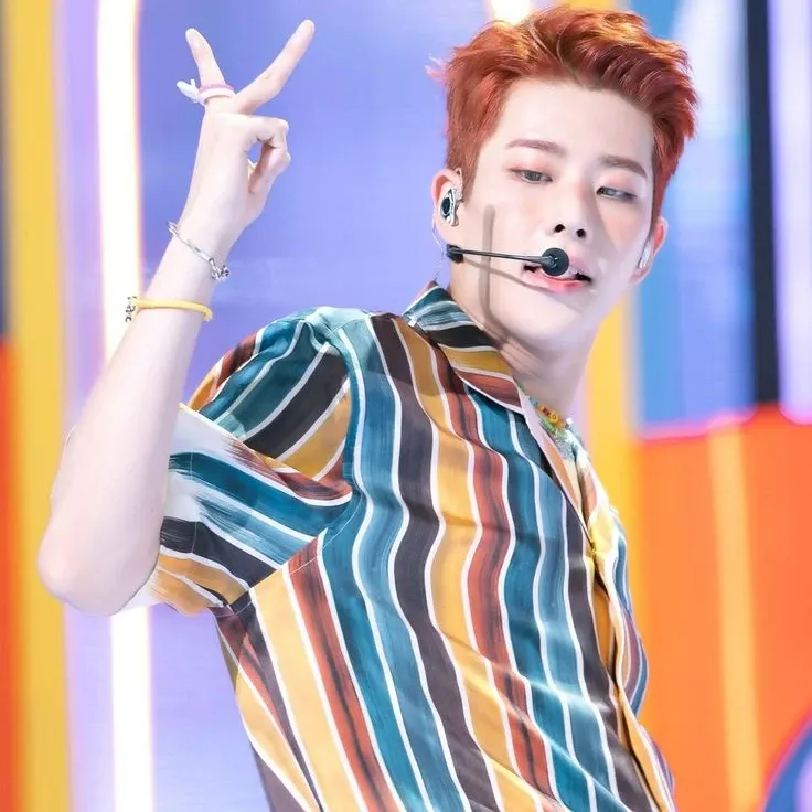 Latest photo of MJ (ASTRO)