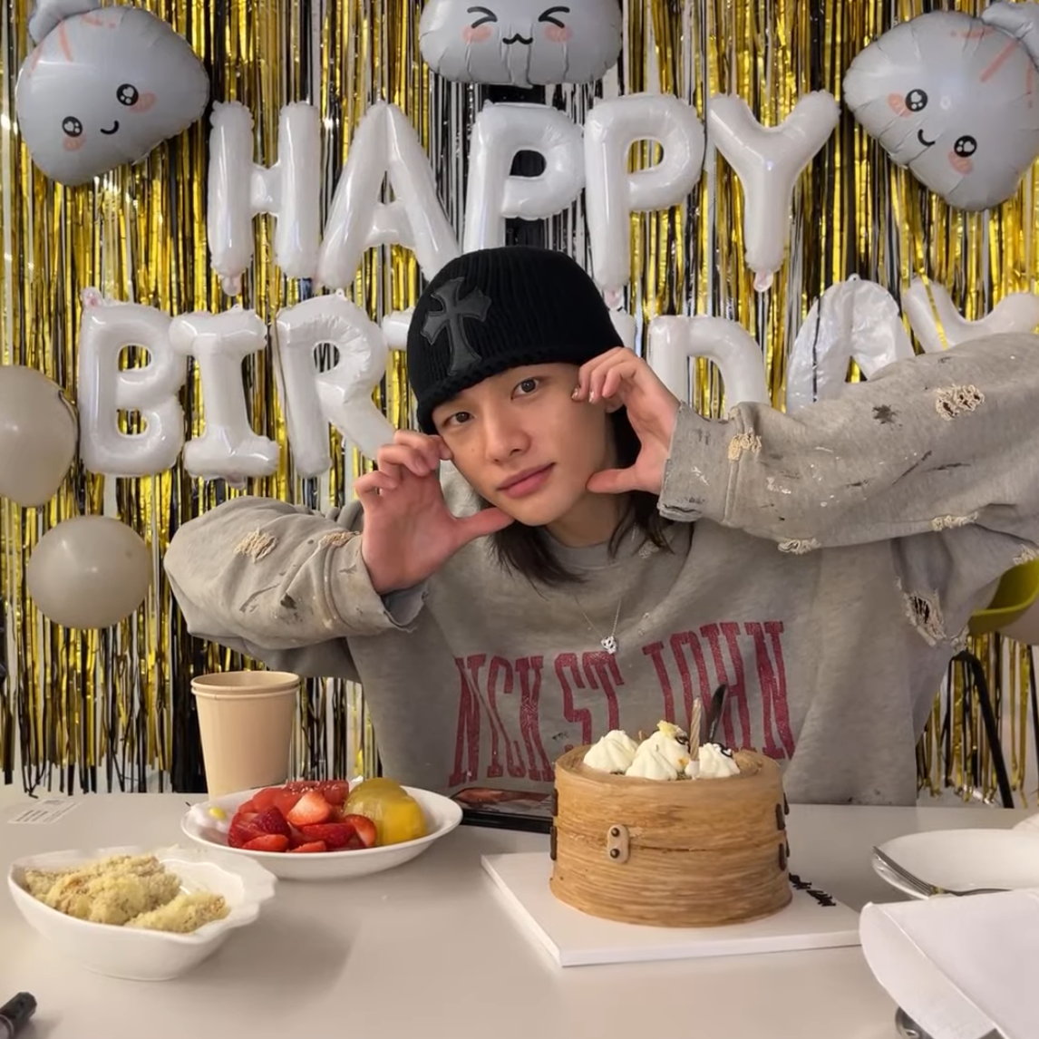 铉辰 (Stray Kids)的最新照片