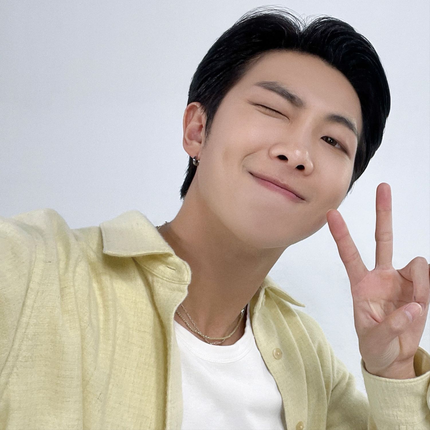 Foto aktivitas terbaru BTS