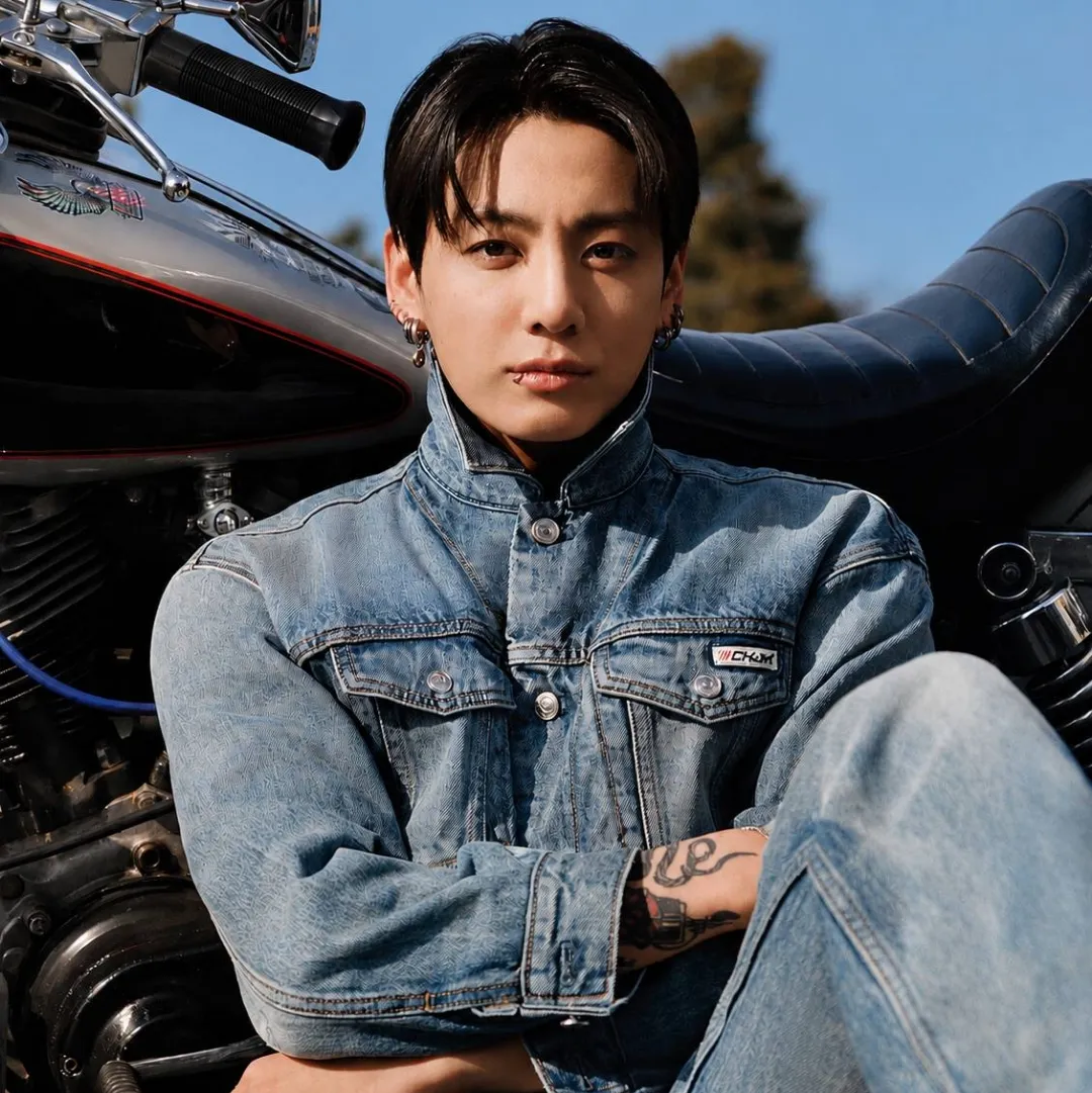 Momen yang diabadikan oleh penggemar Jungkook (BTS)