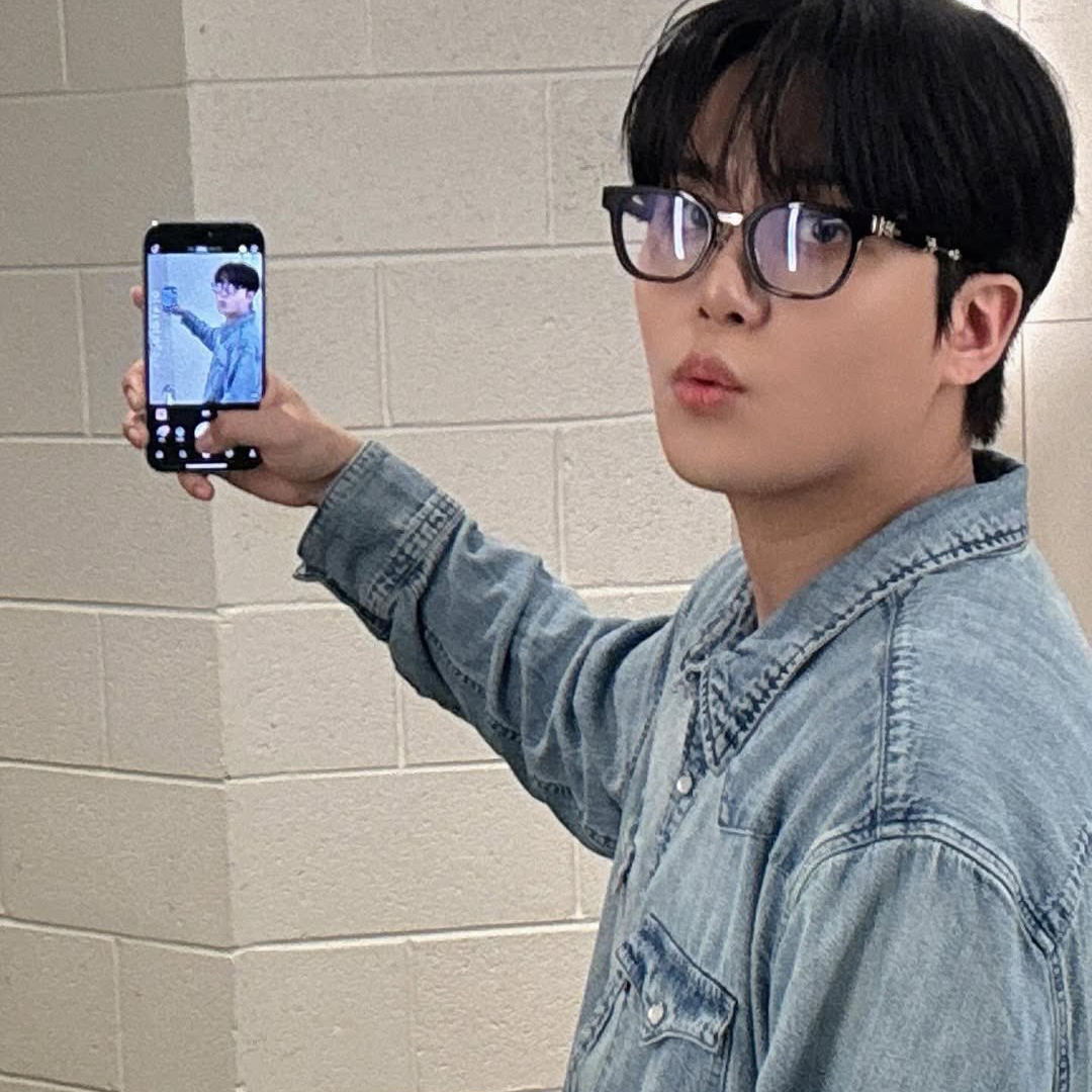 에이티즈의 최신 사진