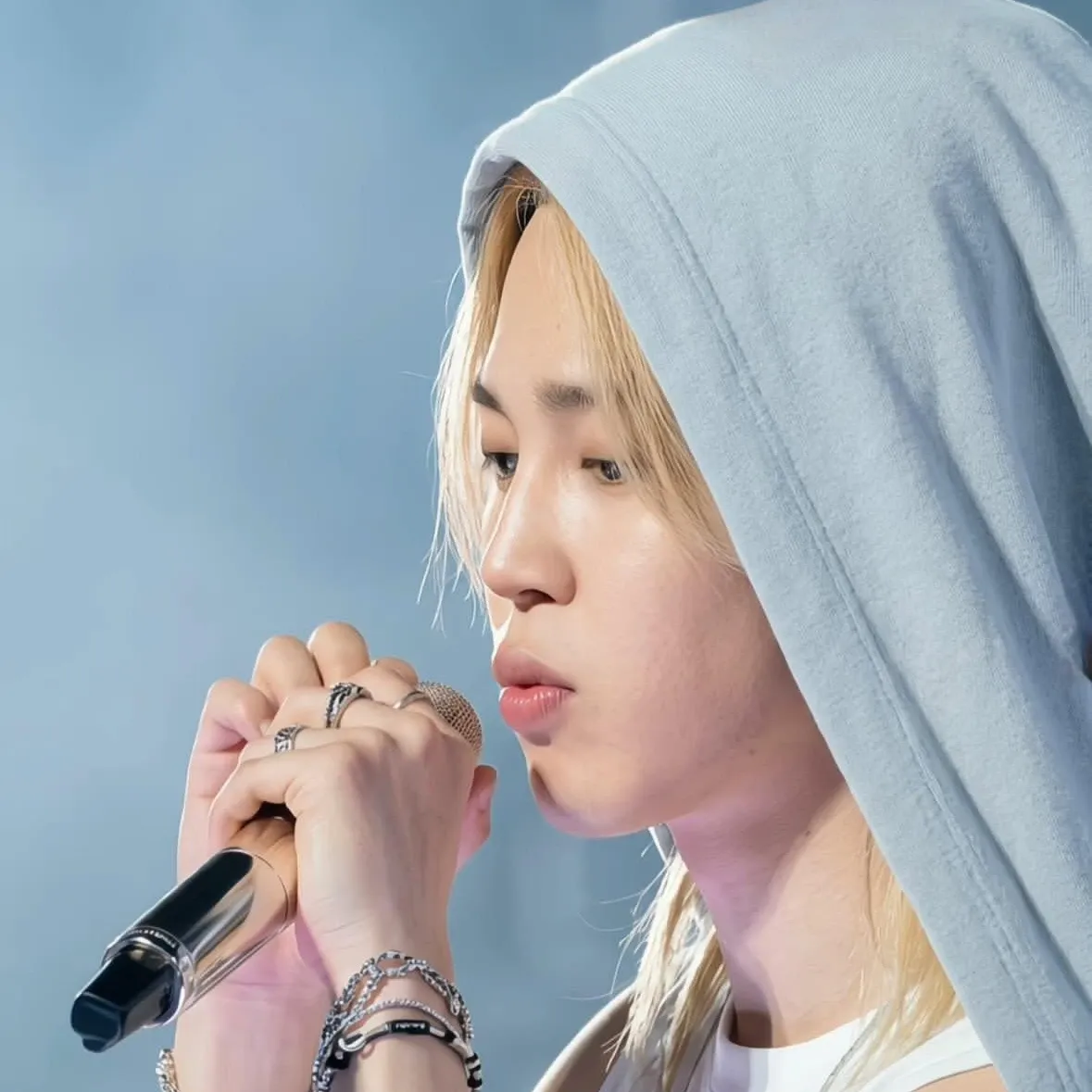 Foto aktivitas terbaru Jimin (BTS)