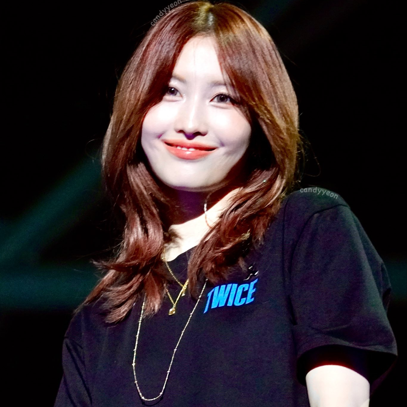 Momo (TWICE)的最新照片