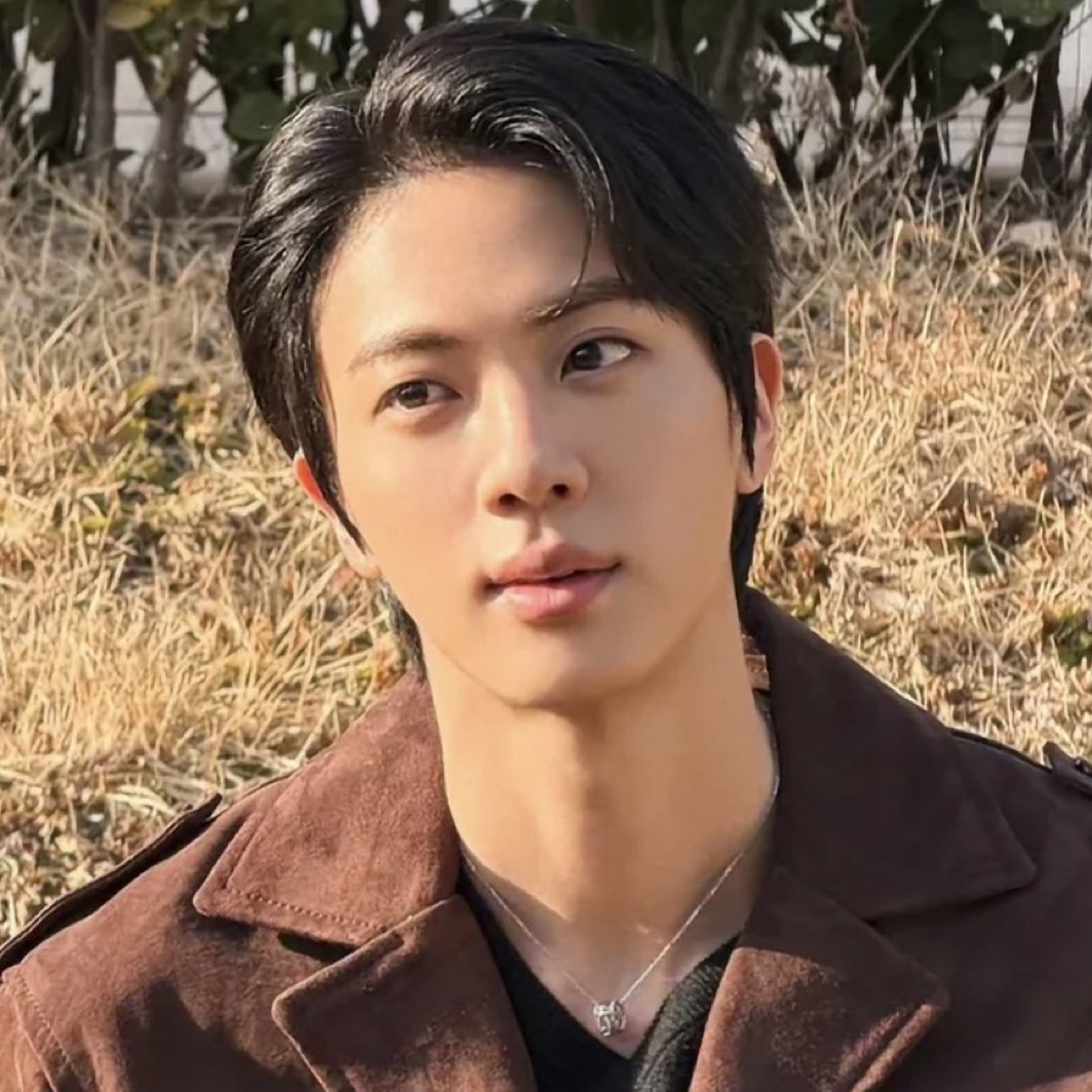 ジン (BTS)の最新写真