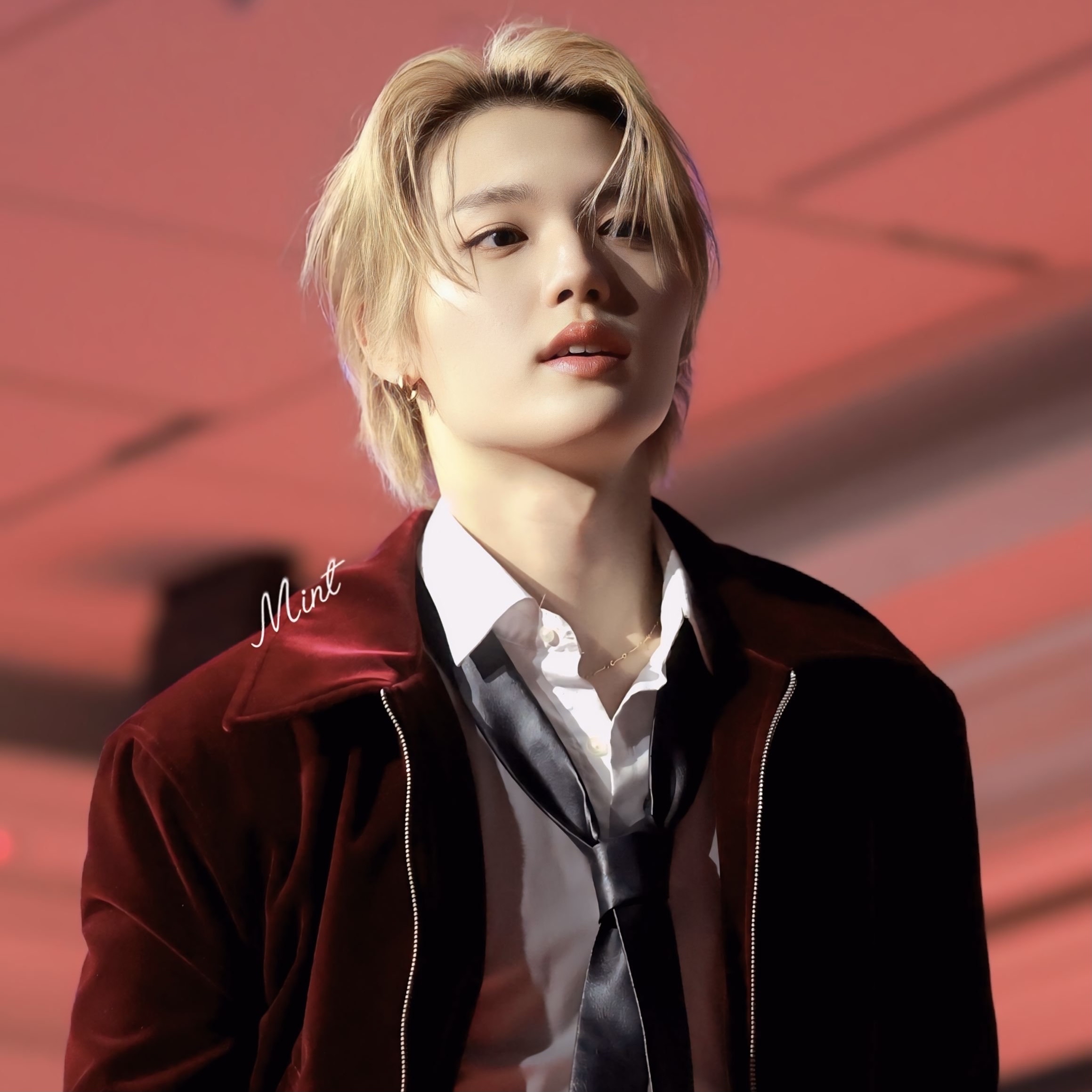 Latest photo of Doyoung (TREASURE)