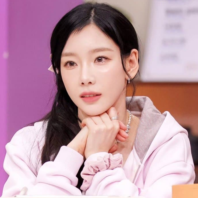 テヨン (少女時代)の最近の活動写真