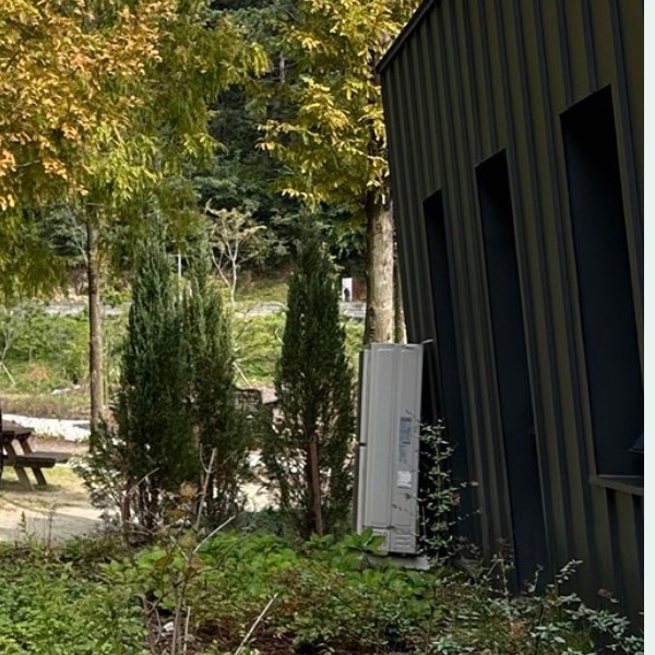 Behind-the-scenes cut of Minhyuk (MONSTA X)