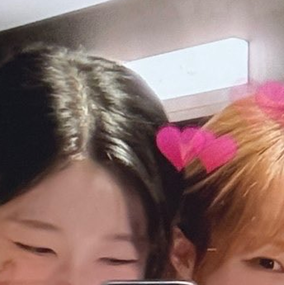 Recent activity shot of HaSeul (ARTMS)