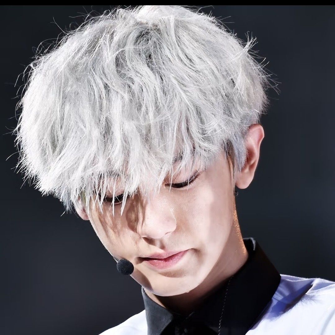 Behind-the-scenes cut of Chanyeol (EXO)
