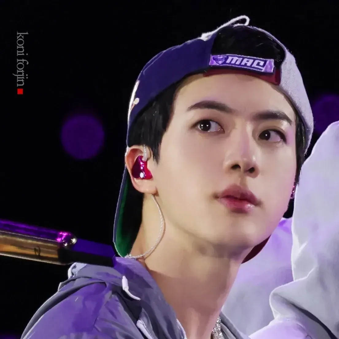 Foto terbaru Jin (BTS)