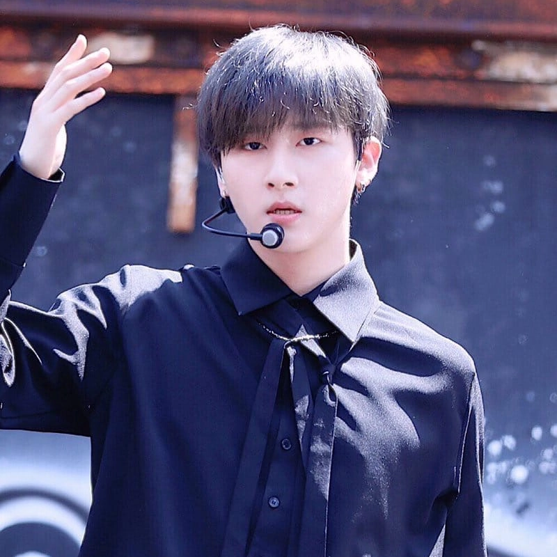 Foto aktivitas terbaru MONSTA X