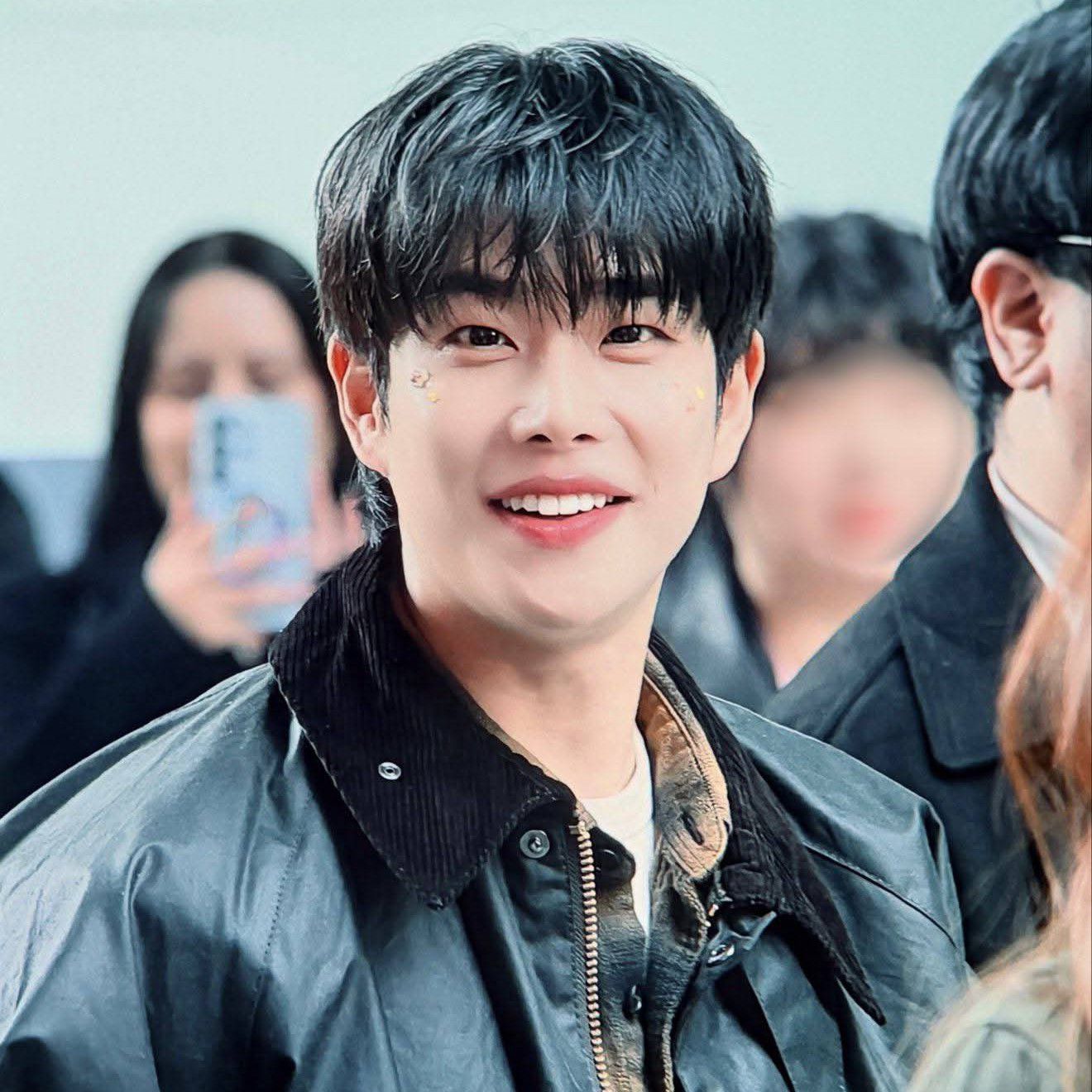 Latest photo of MJ (ASTRO)