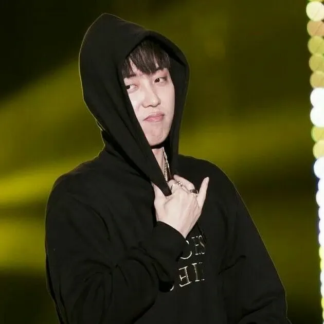 Latest photo of Eun Jiwon (SECHSKIES)