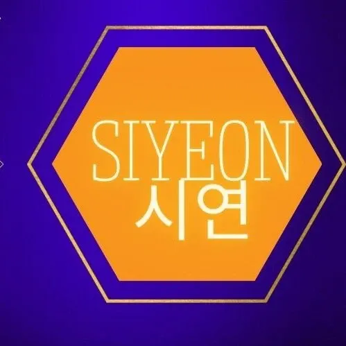 A moment captured by Siyeon (DREAMCATCHER)'s fan