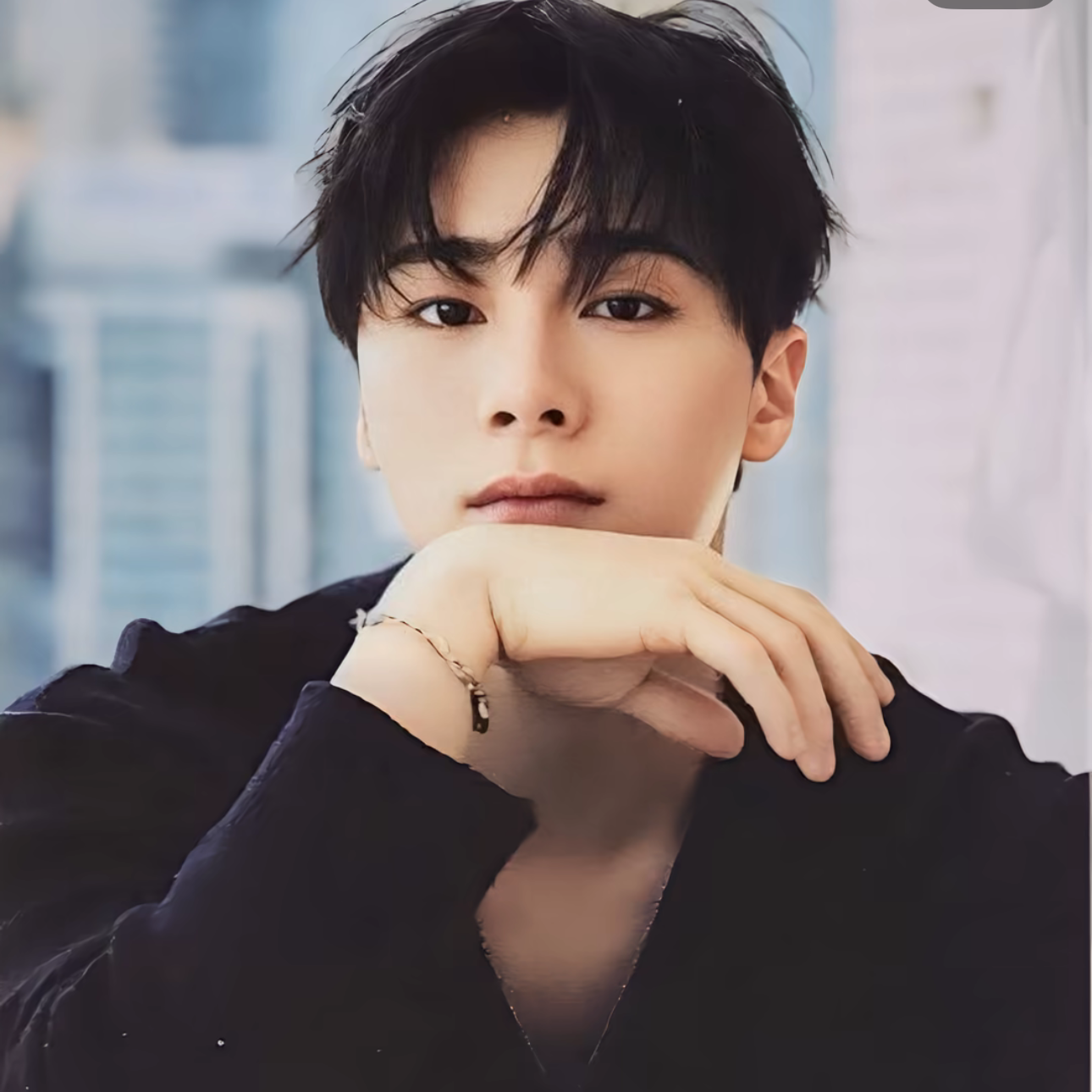 Latest photo of Moonbin (ASTRO)