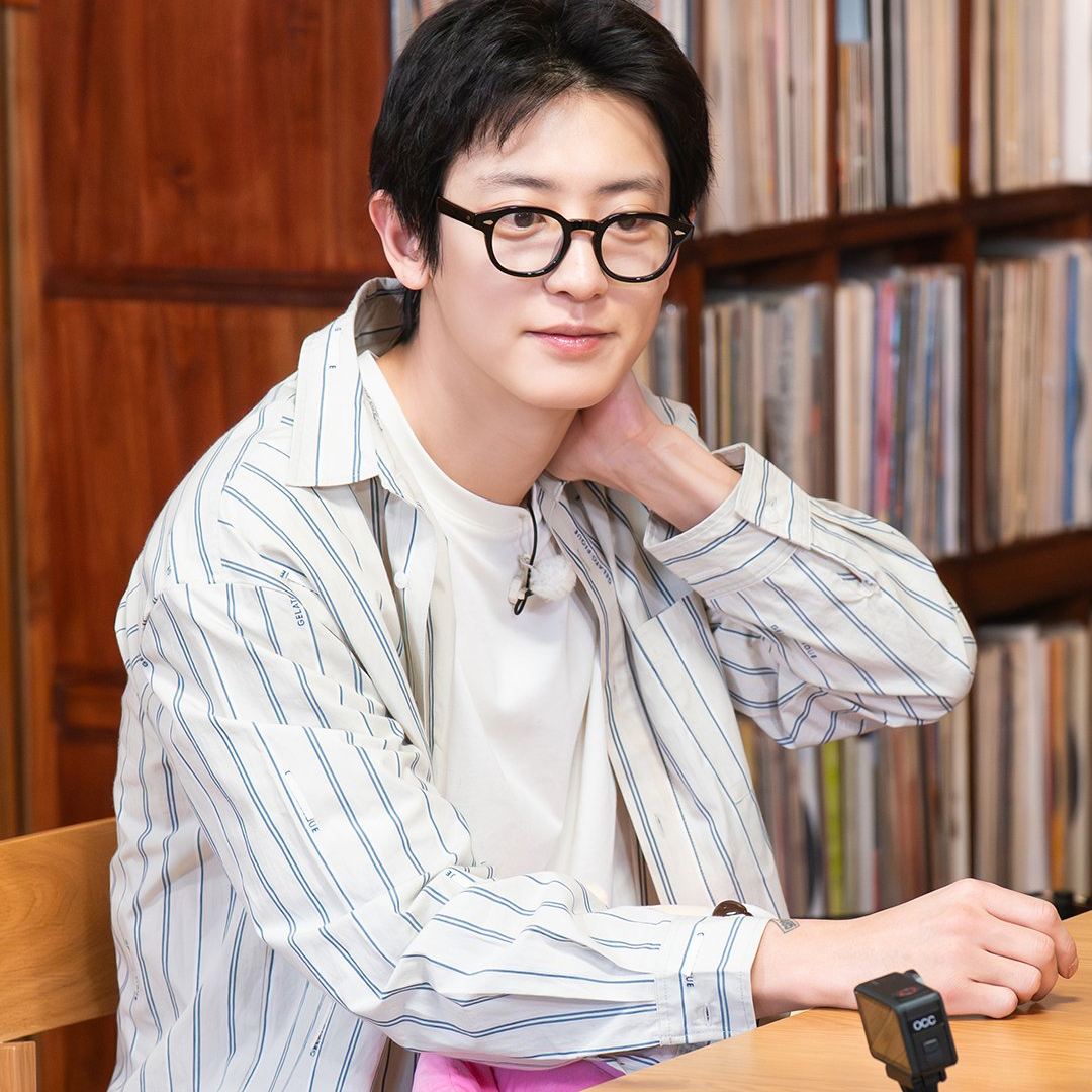 찬열 (EXO)의 비하인드 컷