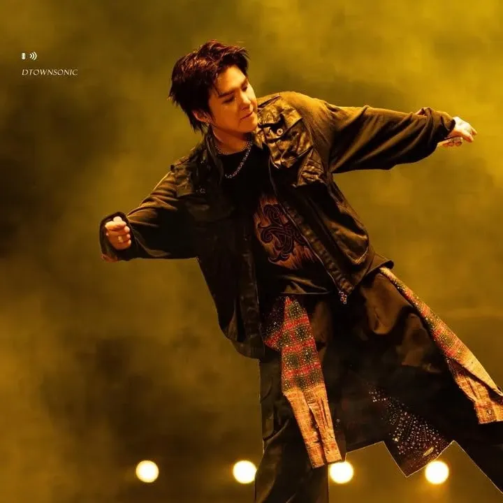 슈가 (방탄소년단) 최근 활동샷