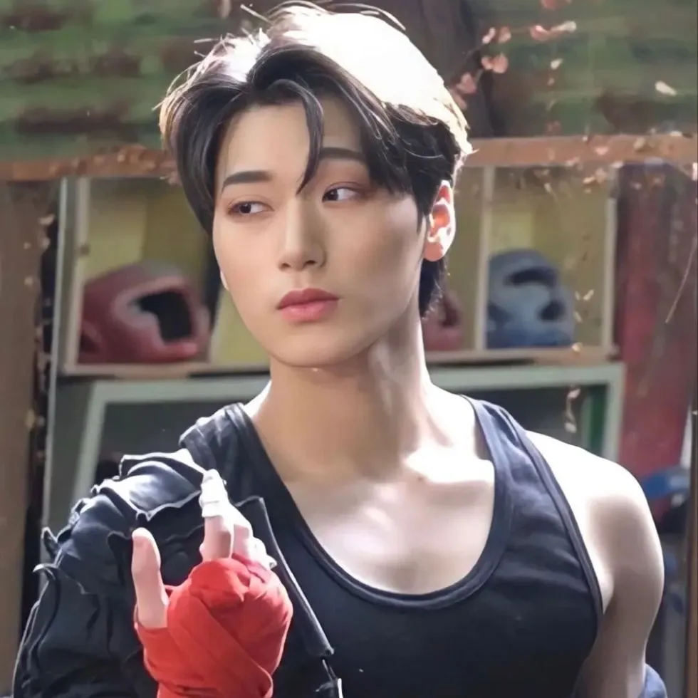 Behind-the-scenes cut of San (ATEEZ)