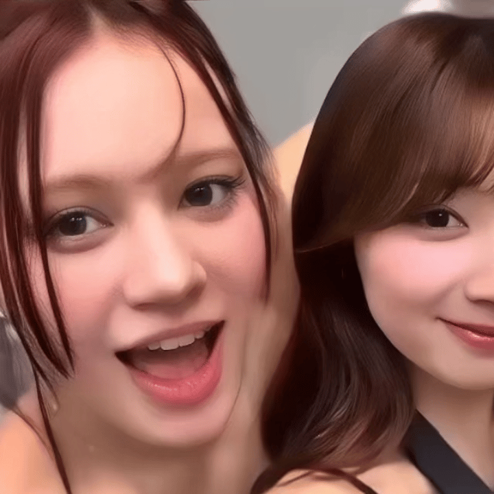 Behind-the-scenes cut of Nina (NiziU)