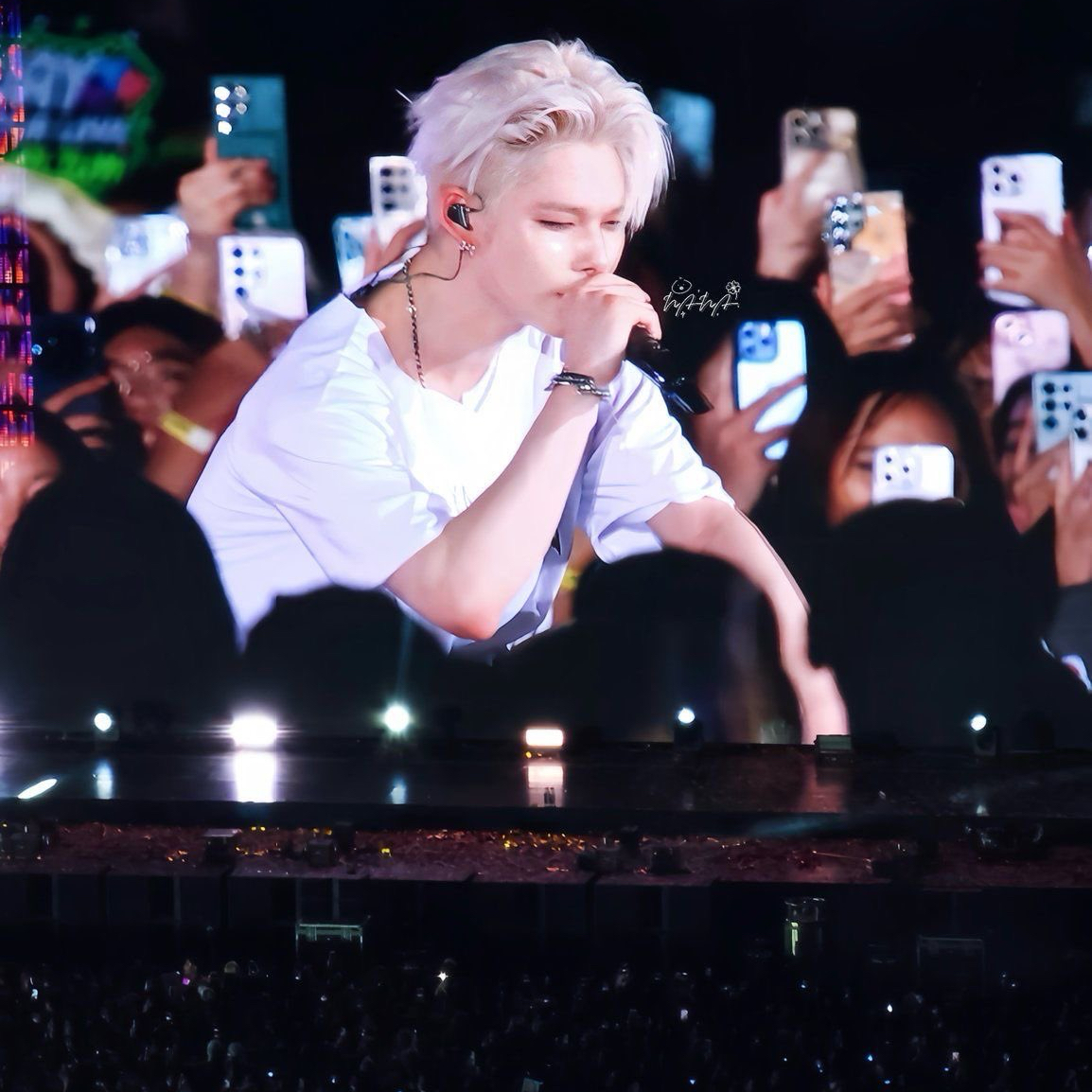 Recent activity shot of NI-KI (ENHYPEN)