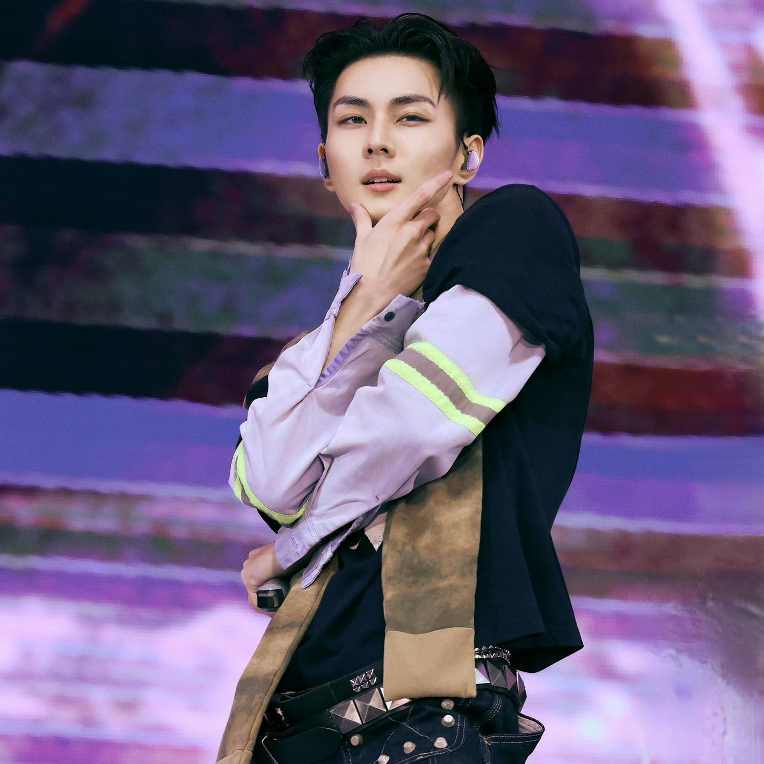 Recent activity shot of Jungwon (ENHYPEN)