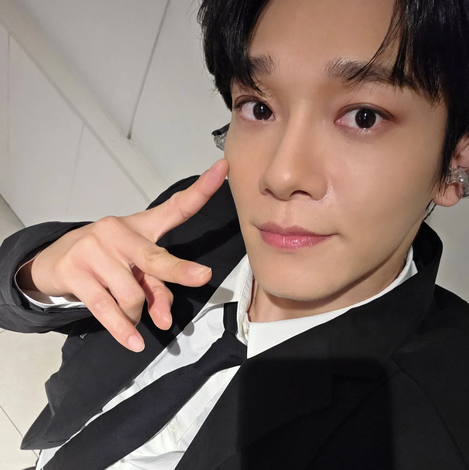 Latest photo of Chen (EXO)