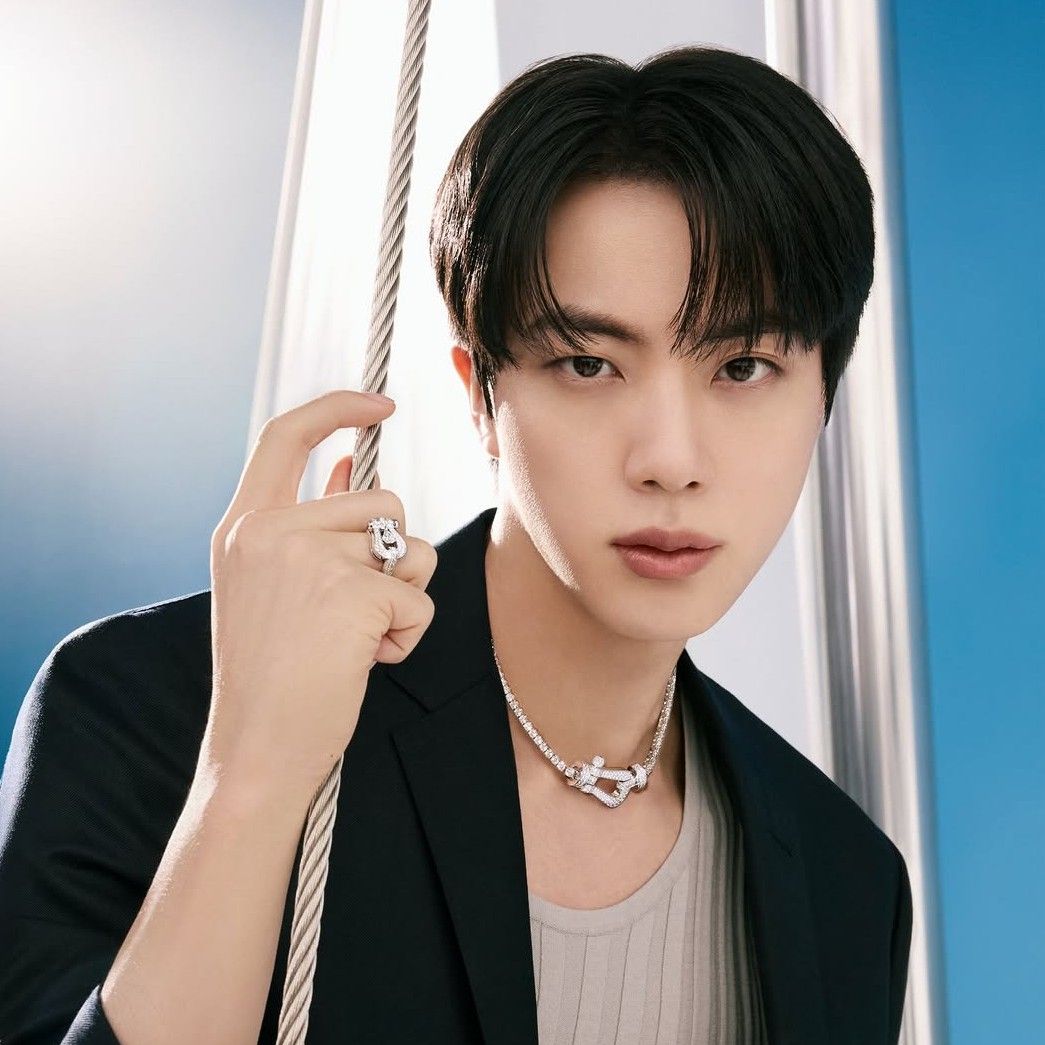 Foto terbaru Jin (BTS)