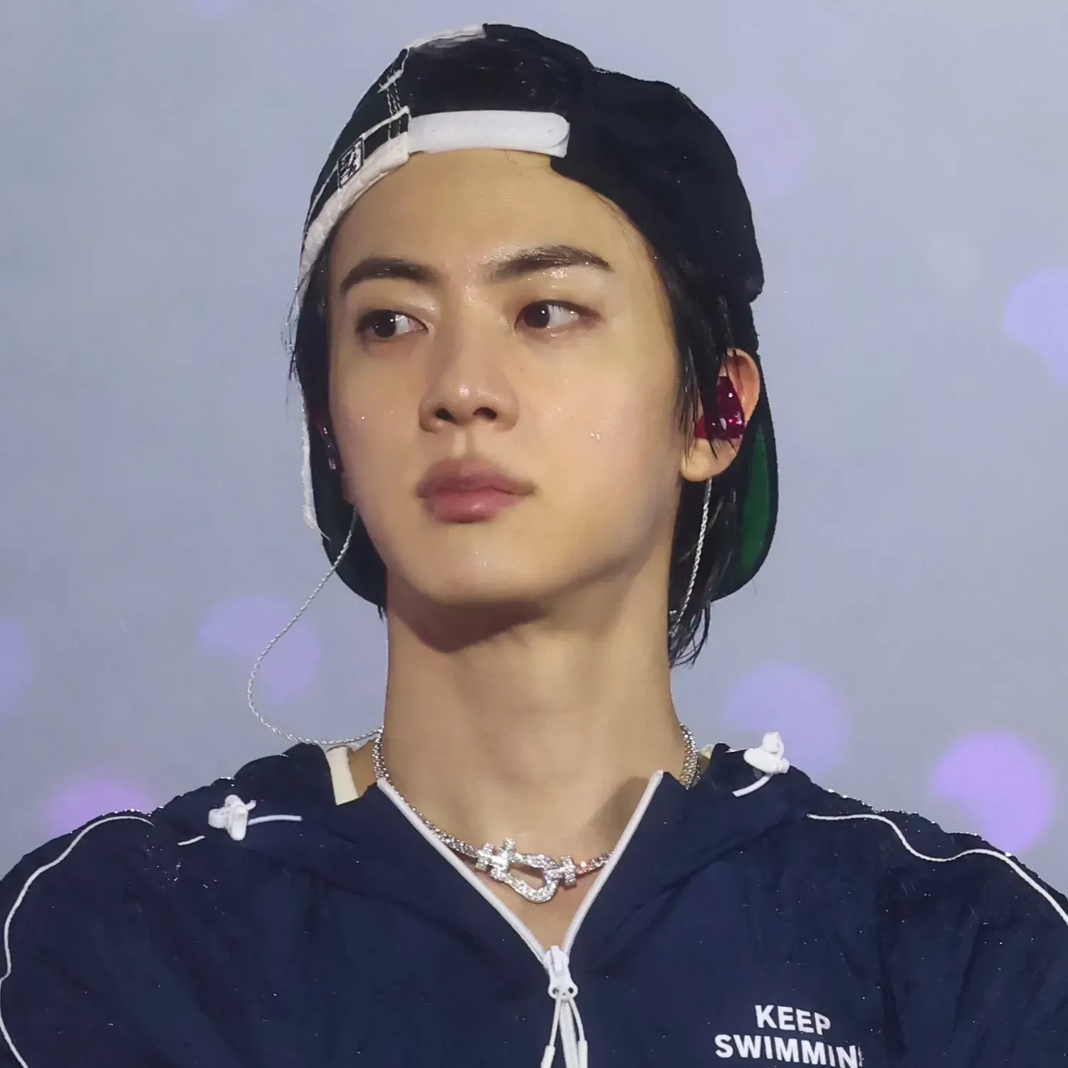 Potret di balik layar Jin (BTS)