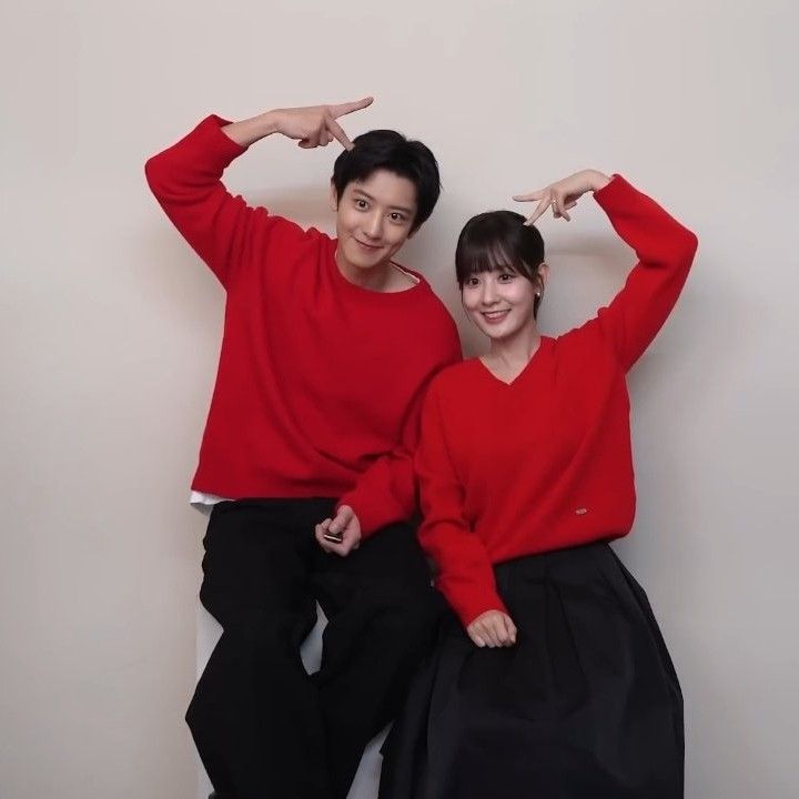 Recent activity shot of Chanyeol (EXO)