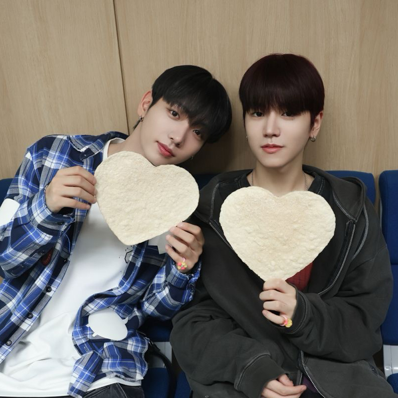 A moment captured by BOYNEXTDOOR's fan