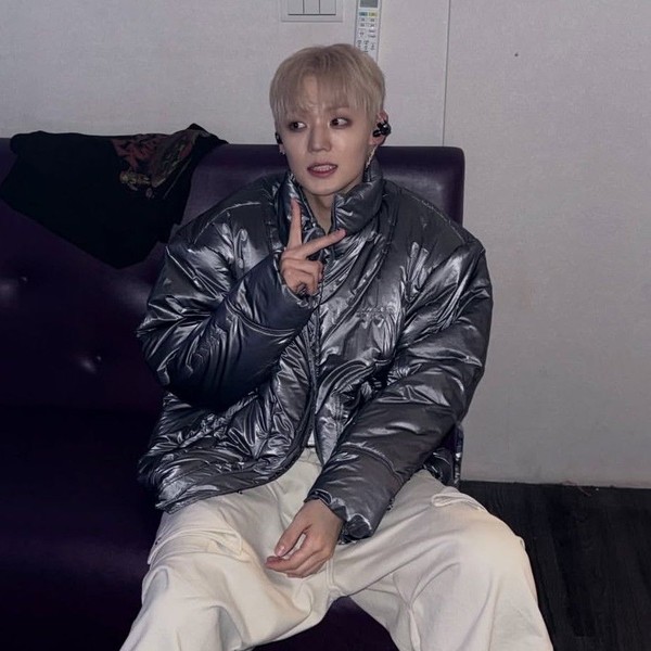 Popular profile image of Chan (A.C.E) selected by votes