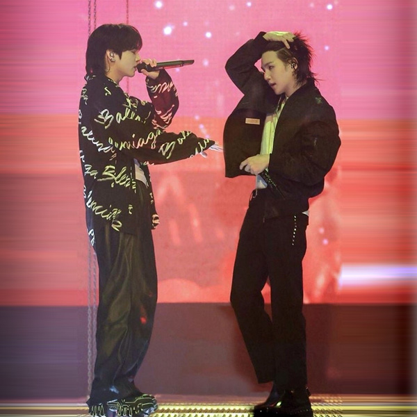 SUGA (BTS)の最新写真