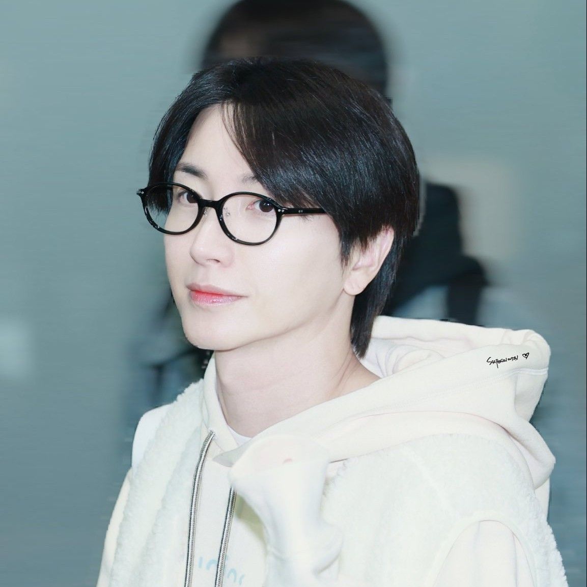 A moment captured by Super Junior's fan