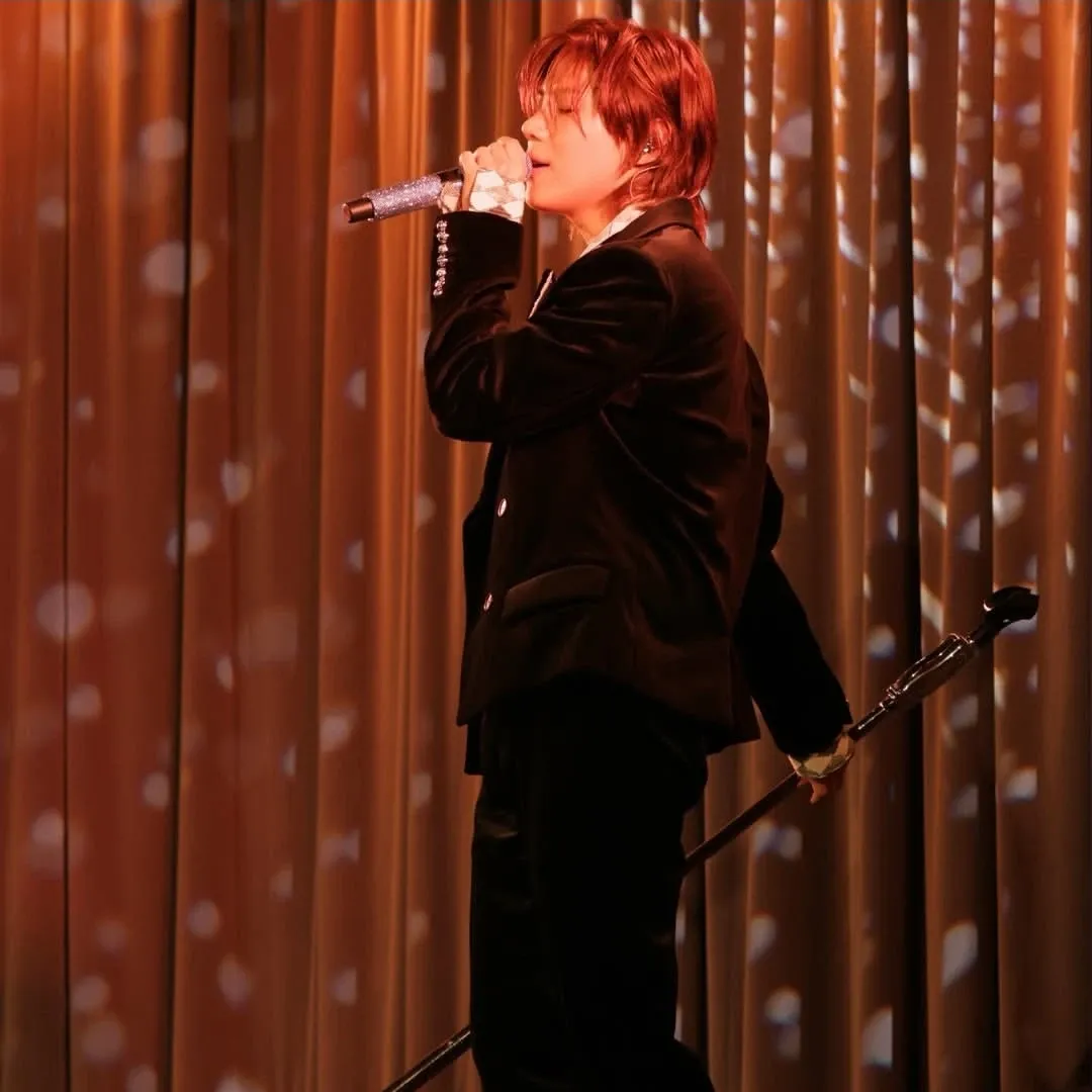A moment captured by Taemin (SHINee)'s fan